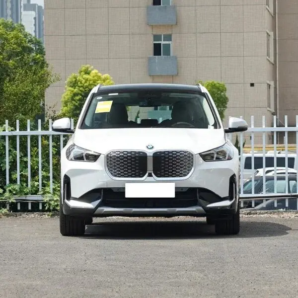 BMW-iX1-5-1-600x600.jpg.webp