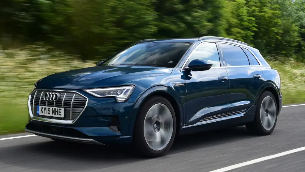 AUDI ETRON QUATTRO 55 SLINE , AWD (4X4)