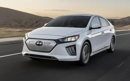 HYUNDAI IONIQ 2020 (52,500 Kms)